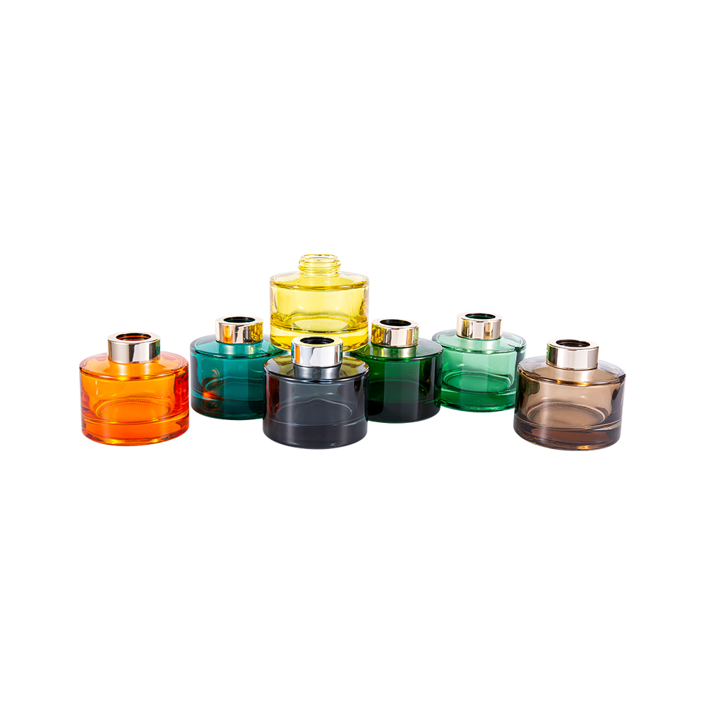 28 মিমি বড় ইউভি অ্যালুমিনিয়াম ক্যাপ সহ 100ML রঙের প্রলিপ্ত ডিফিউজার বোতল